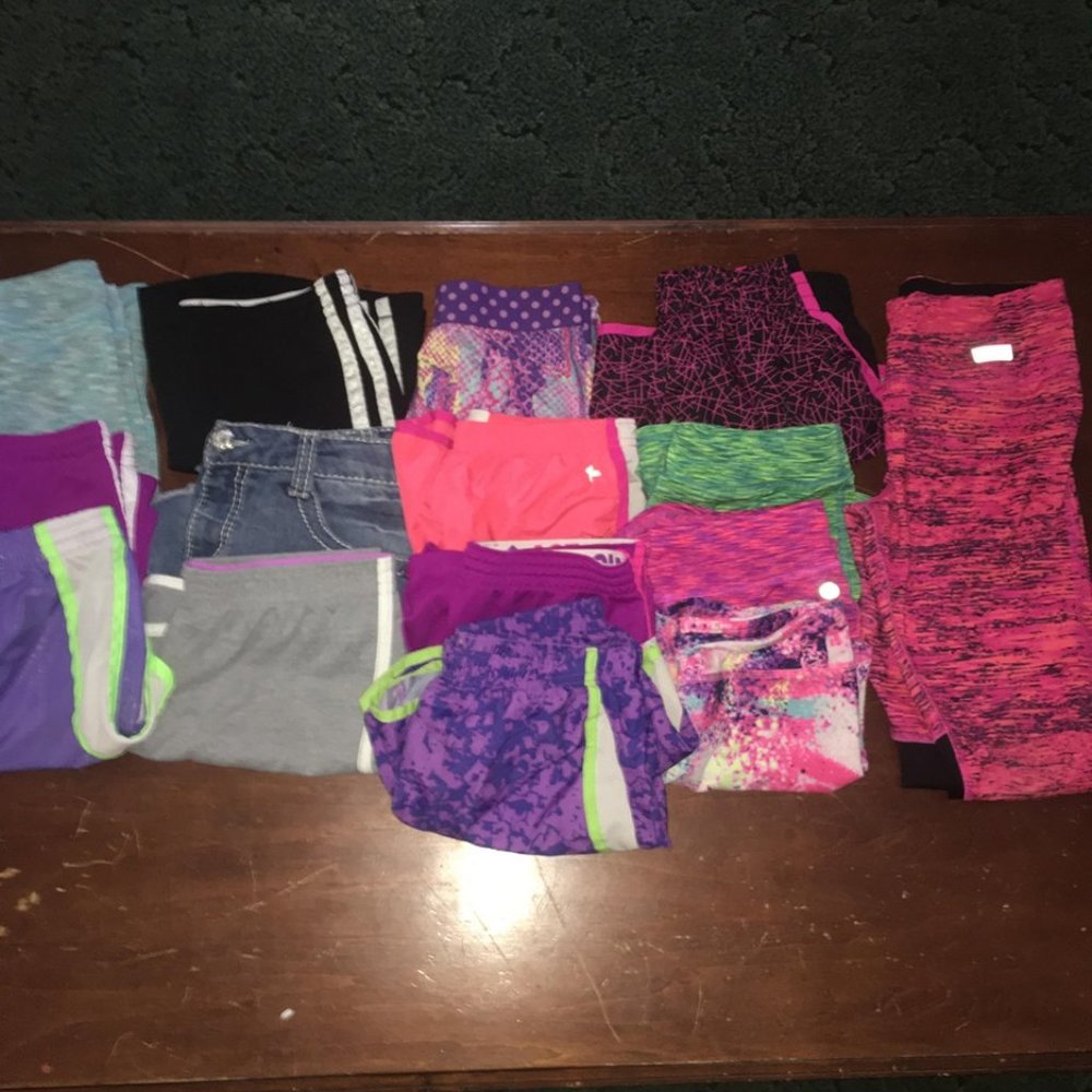 LOT of 15 girls size 10/12 bottoms